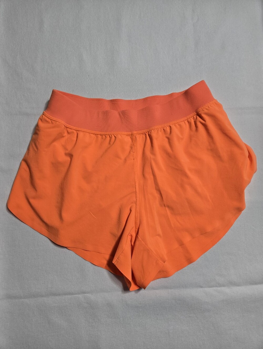 CRZ YOGA Women's Feathery-Fit Mid Rise Split Lined Shorts Loose Fit 4" Inseam S